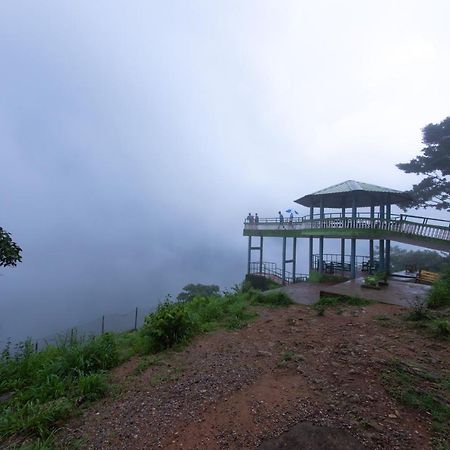 Ayatana Coorg Otel Somvārpet Dış mekan fotoğraf